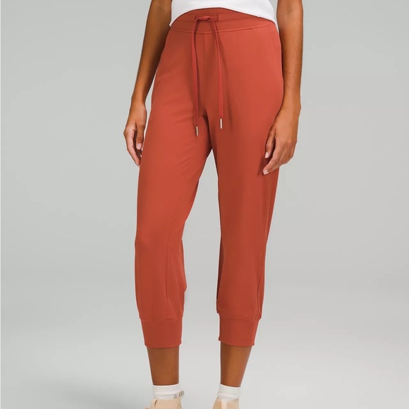 NWT Lululemon Ready to Rulu High-Rise Jogger Crop Size 10 /12 RDRK RED ROCK - Picture 4 of 5